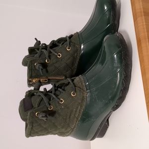 SPERRY SALTWATER QUILTED KHOMBU BOOT - GREEN
